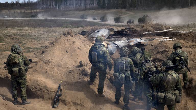 Ejercicios militares de los kaitseliit con la OTAN.