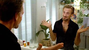 Roy Scheider siempre empezaba el día dándose ánimos frente al espejo en la película 'Empieza el espectáculo' (1980).