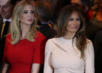 Ivanka y, a la derecha, Melania Trump, en un acto de campaña el pasado abril en Nueva York.