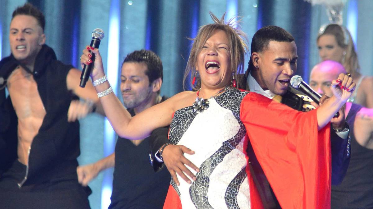 Loalwa Braz con Don Omar en la entrega de los premios Billboard Latinos en Miami en 2012. Loalwa Braz con Don Omar en la entrega de los premios Billboard Latinos en Miami en 2012.