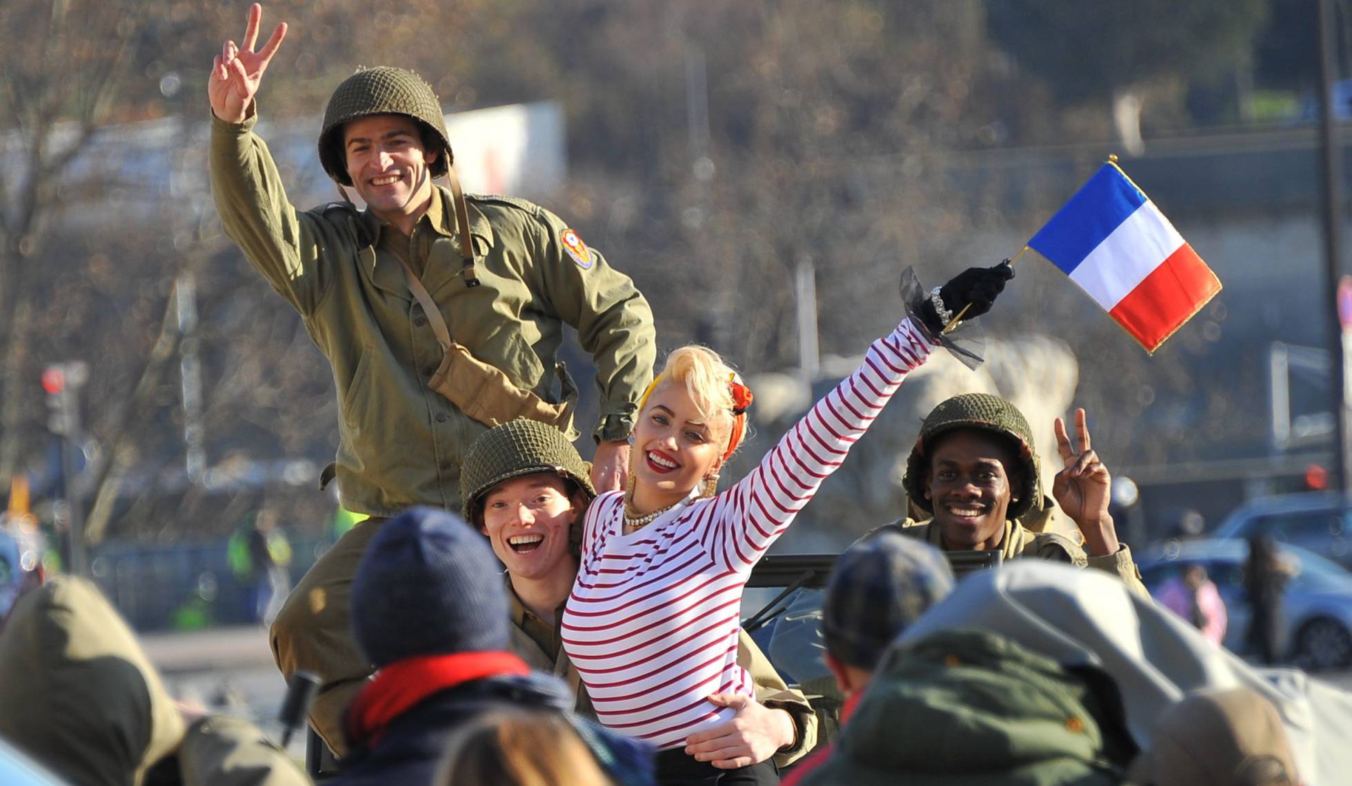 Paris Jackson, en una sesión de fotos para Chanel. Paris Jackson, en una sesión de fotos para Chanel.
