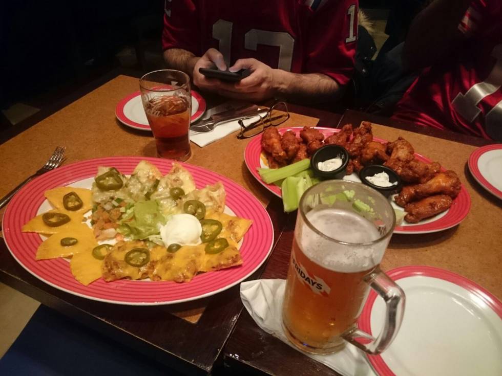 Hablamos con gente que no ha dormido por ver la Super Bowl Hablamos con gente que no ha dormido por ver la Super Bowl
