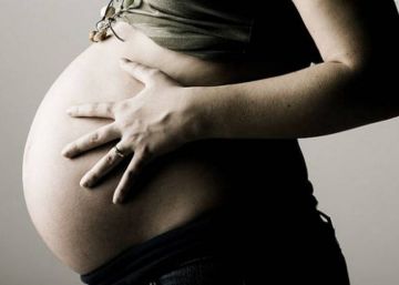 ¿Crees que se debe legislar sobre la gestación subrogada?