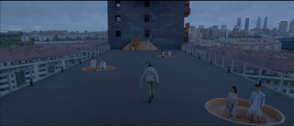 El mejor videoclip del año recorre a caballo un Madrid de ciencia ficción de bajo coste