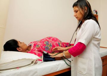 Spain struggles with surrogate pregnancy issue