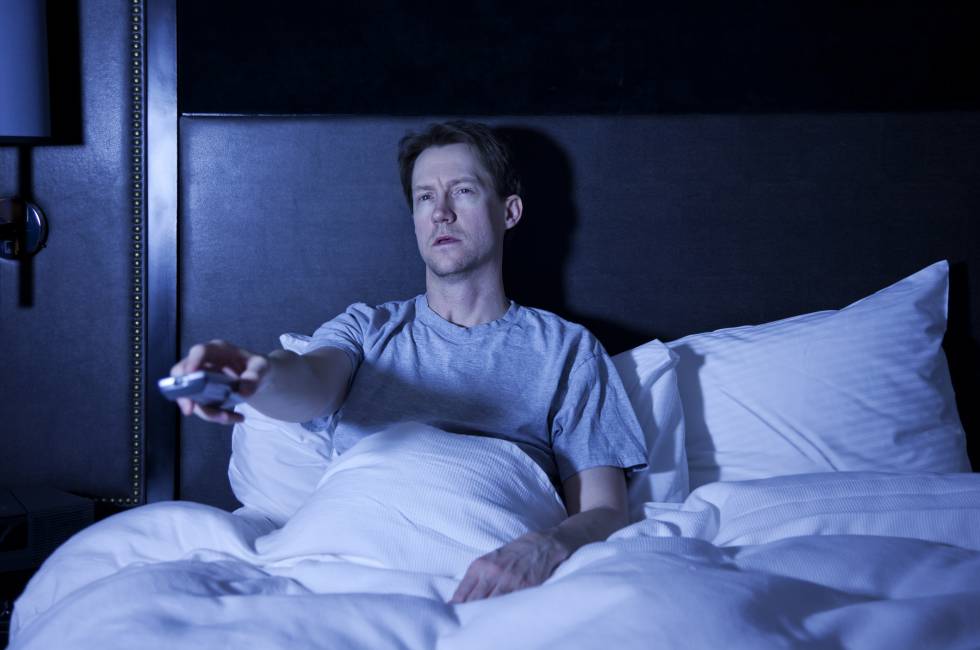 España: dormimos poco, trabajamos mucho y hacemos el amor lo justo