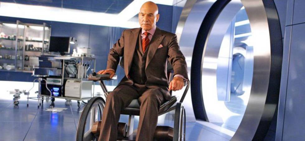 Patrick Stewart pondrá voz al emoji de la caca: "Mi objetivo principal es hacer reír a la gente"