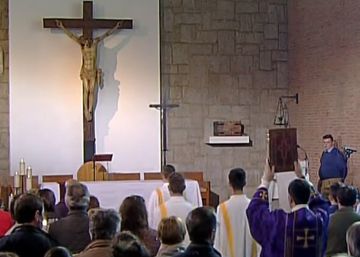 ¿Es de izquierdas eliminar la misa de La 2? ¿Es de izquierdas eliminar la misa de La 2?