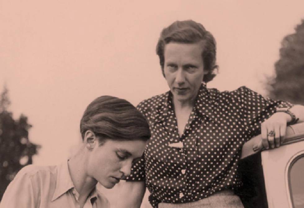 Portada de 'El camino cruel' de Ella Maillart, editado por La Línea del Horizonte en 2015. En la imagen, Ella junto a Annemarie.