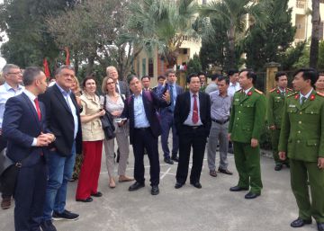 Good morning, Vietnam Good morning, Vietnam