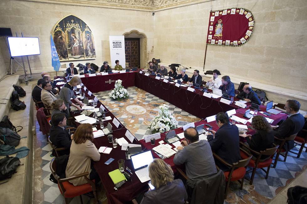 Reunión Global de Expertos organizada por ONU-Hábitat, en el Ayuntamiento de Sevilla.