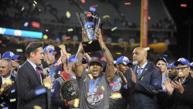 Marcus Stroman festeja el triunfo.