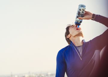 Si siente esto, deje de beber agua Si siente esto, deje de beber agua