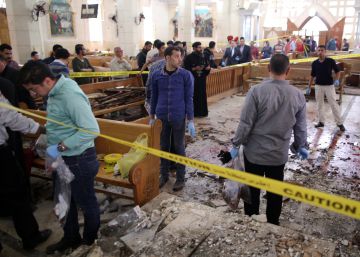 Atentado contra dos iglesias coptas en Egipto, en imágenes