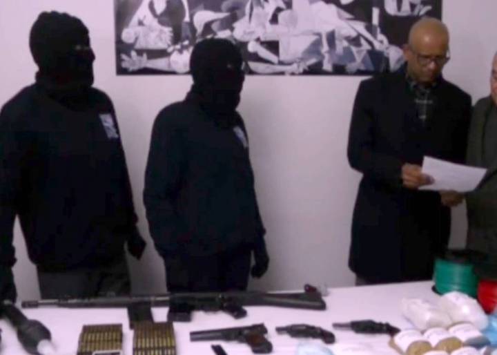 ETA announces unilateral, unconditional disarmament for April 8 ETA announces unilateral, unconditional disarmament for April 8