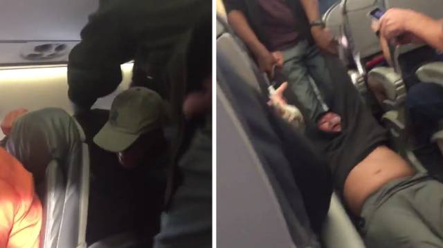 Un pasajero es expulsado a la fuerza de un vuelo con ‘overbooking’