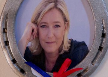 Le Pen quiere borrar la sintonía con los nazis Le Pen quiere borrar la sintonía con los nazis