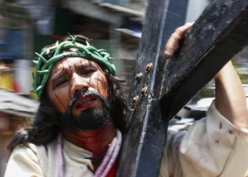 El Dios crucificado y el pueblo crucificado