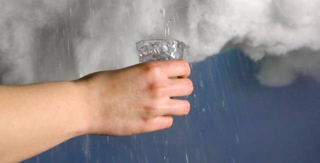 Una nube que genera lluvia de tequila invita a los alemanes a visitar México