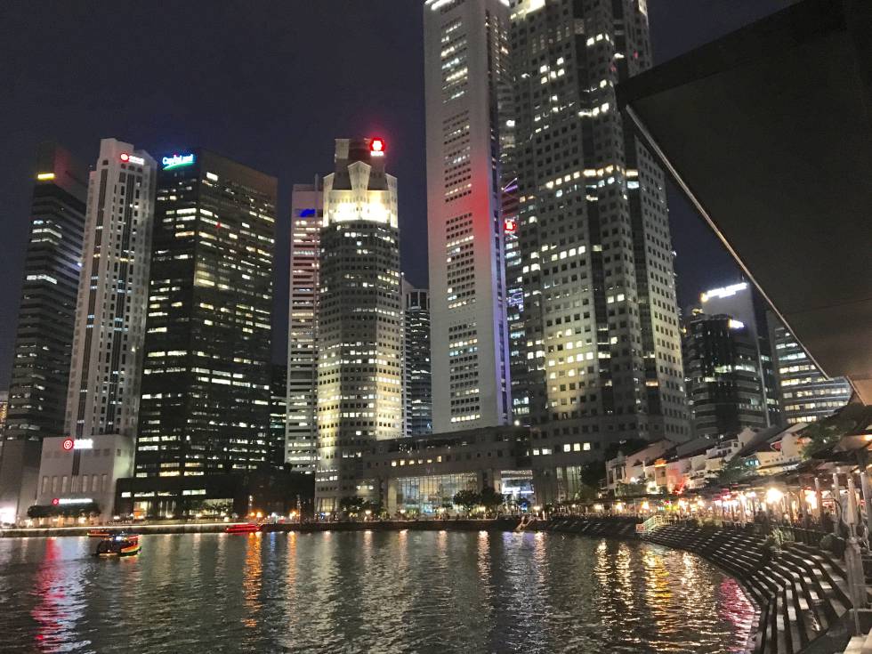 PERSPECTIVA DE SINGAPUR CAPEL