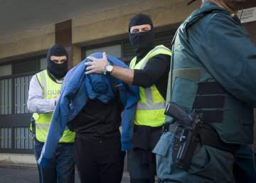 Anti-ETA death squad terrorist held for joining jihadist cause