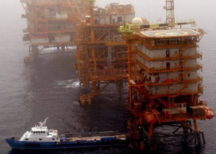 Iran in talks over oil refinery in Spain Iran in talks over oil refinery in Spain