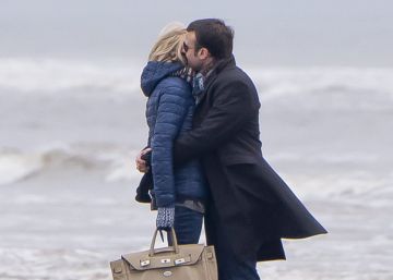 Emmanuel y Brigitte Macron, una pareja tranquila para un Elíseo convulsionado