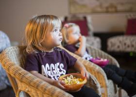 Dejar los anuncios infantiles en manos de la industria alimentaria no funciona