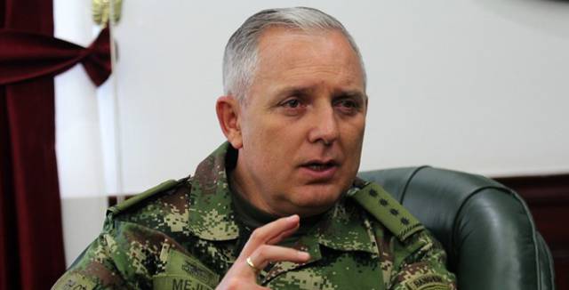 El general Alberto José Mejía, comandante general del Ejército.