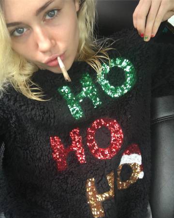 Miley Cyrus, en una foto que publicó en su cuenta de Instagram hace unas semanas.