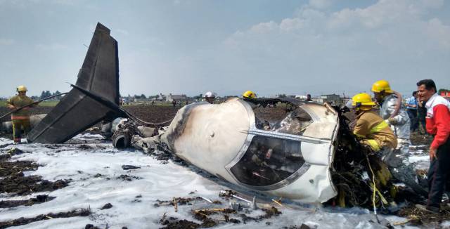 Una avioneta se estrella cerca del aeropuerto de Toluca