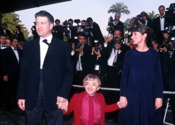 10 cosas muy locas del enano de 'Twin Peaks' por las que no continúa en la serie 10 cosas muy locas del enano de 'Twin Peaks' por las que no continúa en la serie