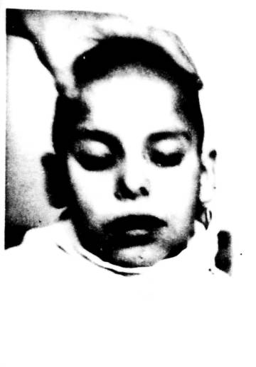Imagen de la ficha de Adolf H., asesinado a los ocho años.