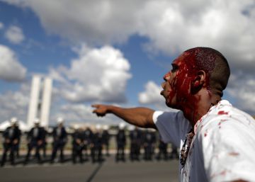 Una multitudinaria manifestación exige en Brasilia el fin del gobierno de Temer Una multitudinaria manifestación exige en Brasilia el fin del gobierno de Temer