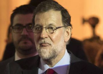Spanish PM lines up with Socialists in bid to block Catalan independence vote Spanish PM lines up with Socialists in bid to block Catalan independence vote
