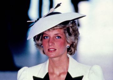Livro revela que carro em que princesa Diana morreu estava danificado Livro revela que carro em que princesa Diana morreu estava danificado