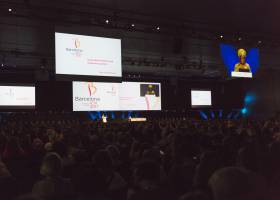 “La diferencia entre guerra y ébola es que en la primera sabes por dónde llega tu enemigo”