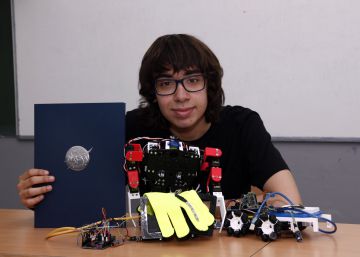 Un estudiant català de 16 anys escollit per la NASA per explorar Mart Un estudiant català de 16 anys escollit per la NASA per explorar Mart