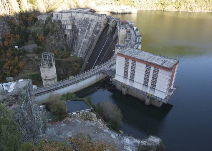 Leading Spanish electricity firm Iberdrola accused of manipulating prices Leading Spanish electricity firm Iberdrola accused of manipulating prices
