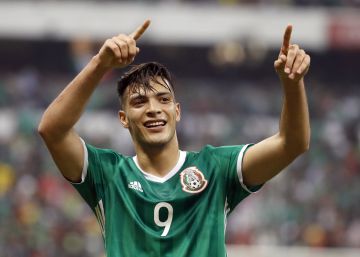 Mexico's Raul Jimenez celebrates scoring against Honduras during a 2018 Russia World Cup qualifying soccer match at Azteca Stadium in Mexico City, Thursday, June 8, 2017. (AP PhotoEduardo Verdugo)