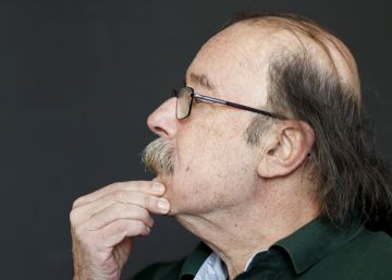 Paren un momento, columnistas, y vuelvan a leer a Juan Cueto