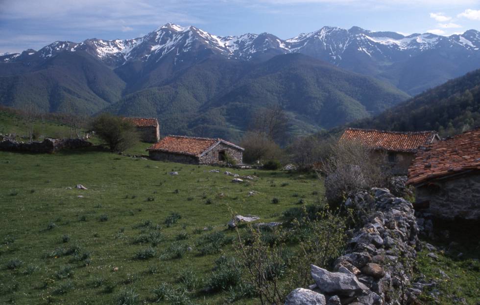 Invernales de Igüedri, bajando desde el Cable hacia Espinama