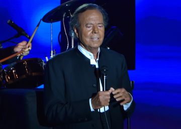 Julio Iglesias: “Me da miedo Bertín Osborne, es un encantador de serpientes” Julio Iglesias: “Me da miedo Bertín Osborne, es un encantador de serpientes”