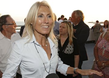Francia reinventa la guillotina