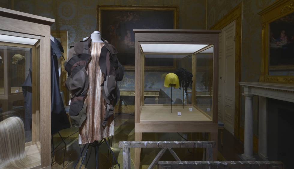 Una de las salas de El Museo Efímero de la Moda, con una exposición comisariada por Olivier Saillard.