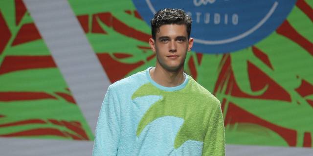 Vacaciones en el mar: así deberías vestir este verano (según Moda Cálida)