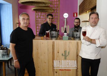 Los hermanos Adrià brindan con cerveza
