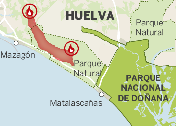 Incendio forestal en las cercanías del Parque Nacional de Doñana Incendio forestal en las cercanías del Parque Nacional de Doñana