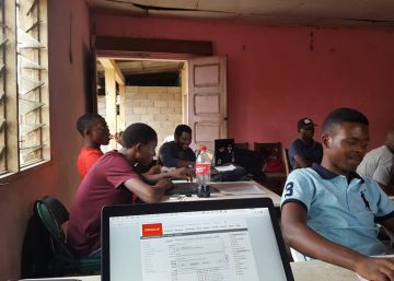 La resistencia de los ‘refugiados digitales’ en Camerún La resistencia de los ‘refugiados digitales’ en Camerún