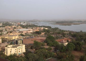 África Negra, reinventado el espacio urbano África Negra, reinventado el espacio urbano